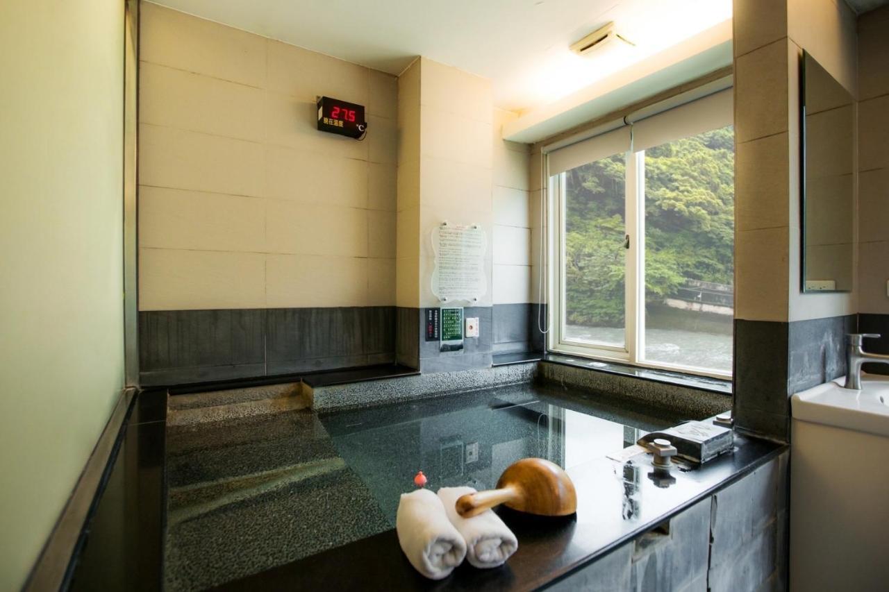 Hoya Hot Spring Inn Wulai Eksteriør bilde